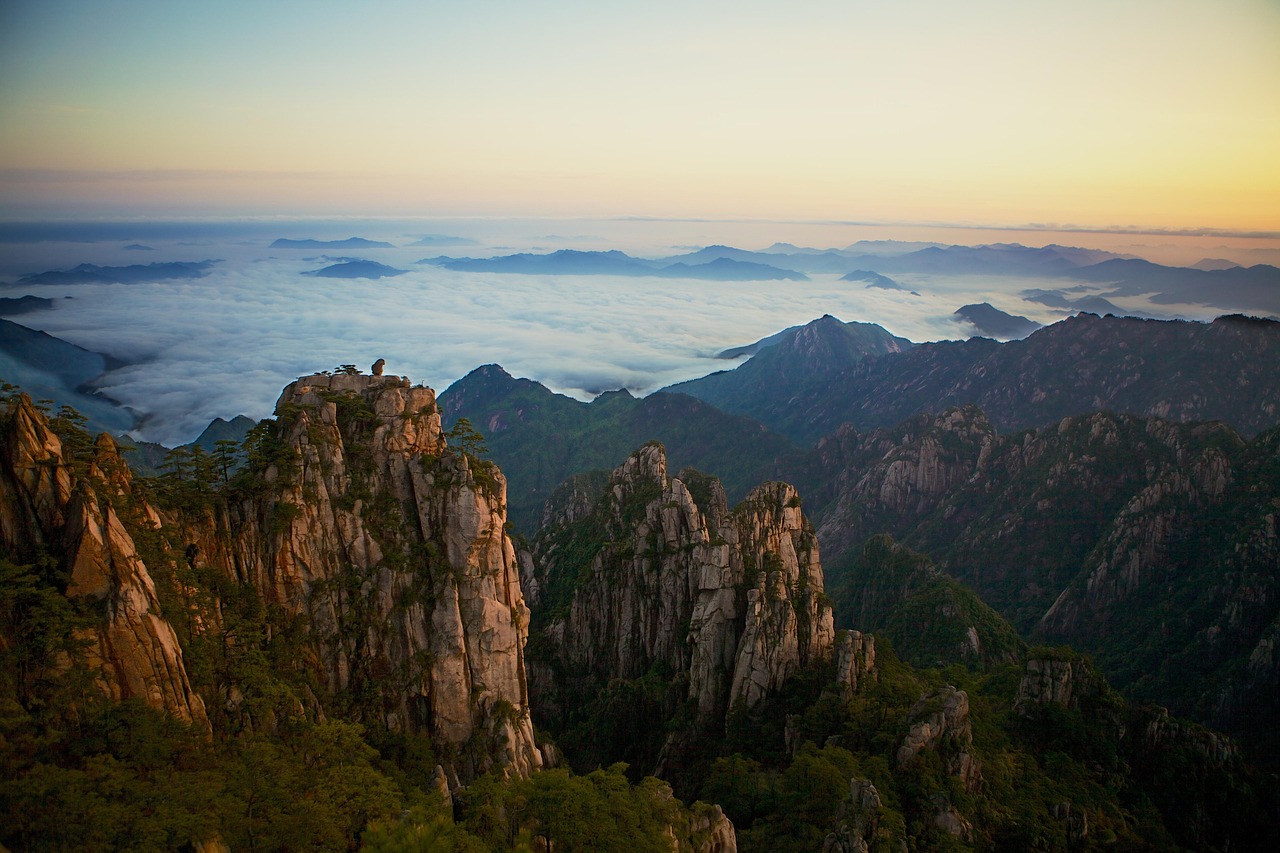 Yellow Mountain & Yangtze River Tour (I)